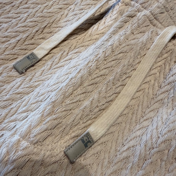 Men's Joe's Jeans Shirt and Short Set - Picture 4 of 6